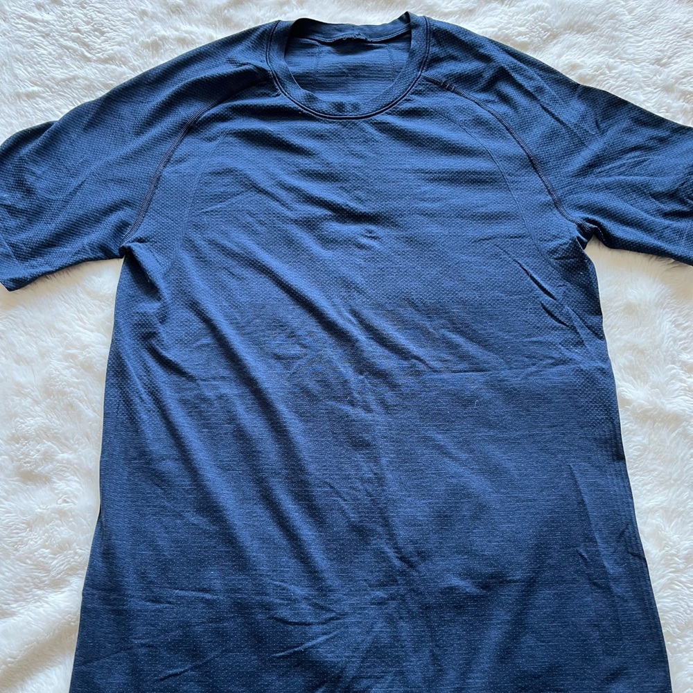 Mens Lululemon shirt